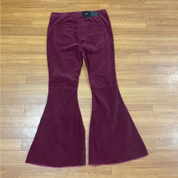 L&B Burgundy Corduroy Flare Pants | size 16 - Picture 7 of 7